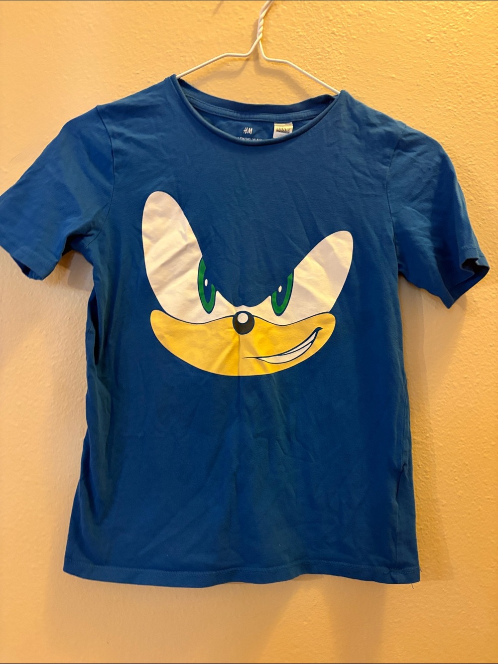 H&M Blue Sonic Face Graphic Tee with Yellow and Green Accents